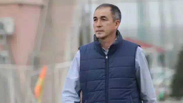 Казахстанский клуб назначил третьего тренера за один сезон